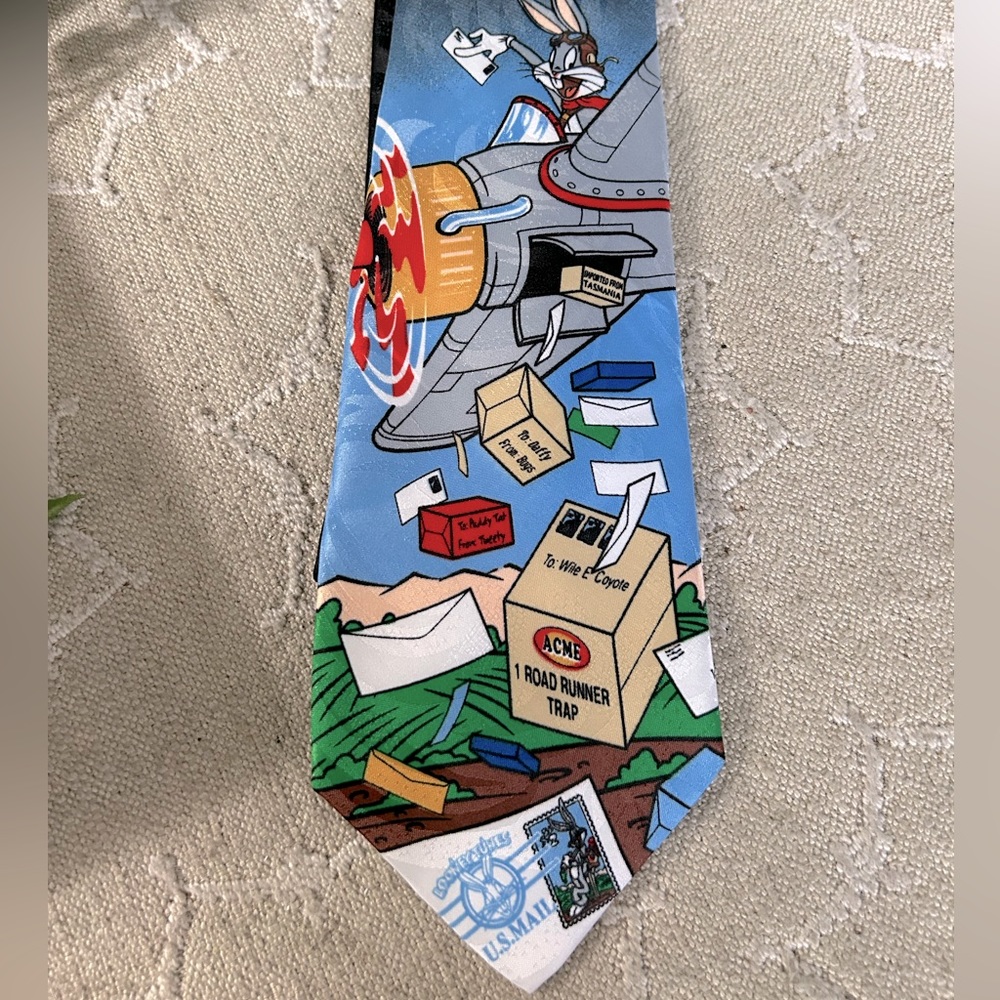 Vintage 1997 Y2K Looney Tunes Limited Stamp Collection Tie!